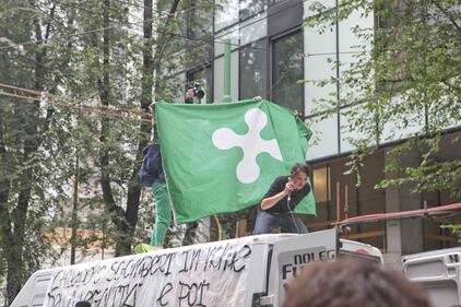 FOTO: E questi qui vorrebbero cambiare la scuola? 5