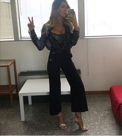 Guendalina Canessa nuda per un massaggio 11