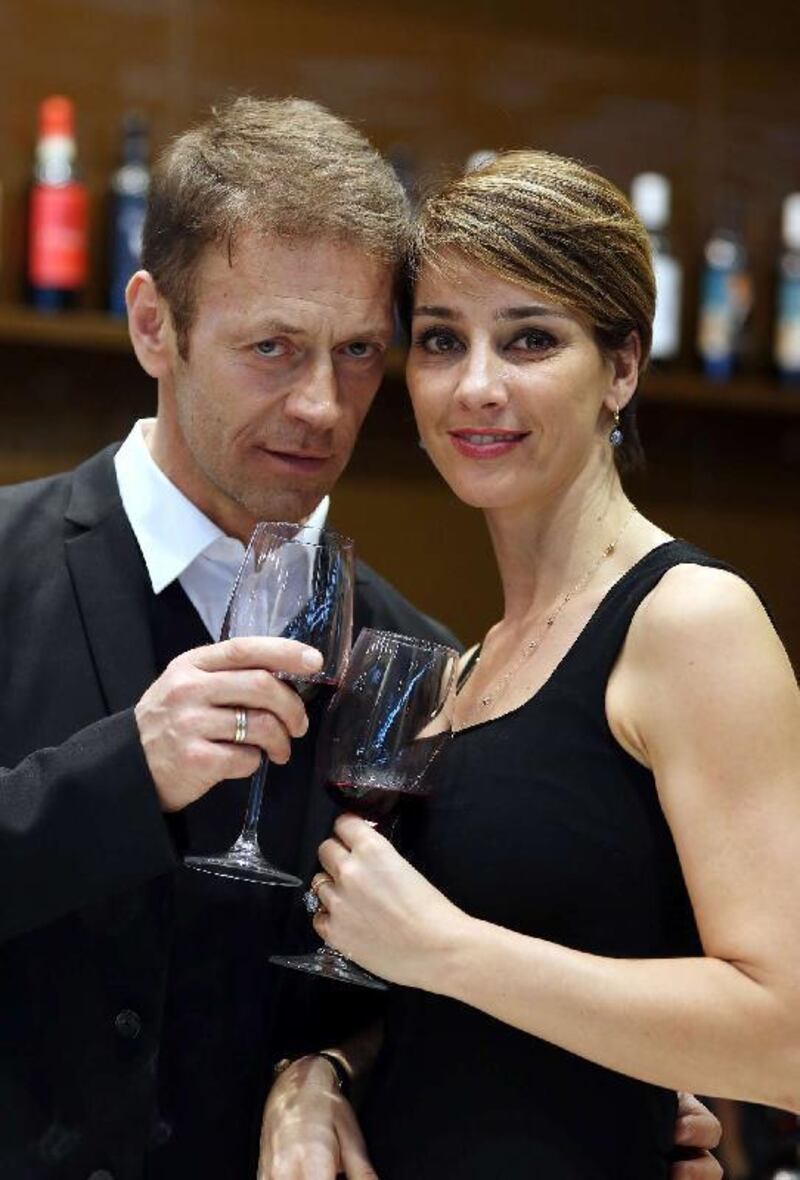 Rocco Siffredi e Rosa Caracciolo, la vacanza diventa sexy: lui nudo, lei in topless 11