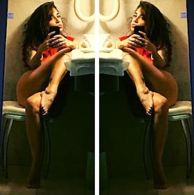  Malena mostra il lato b su Instagram 4