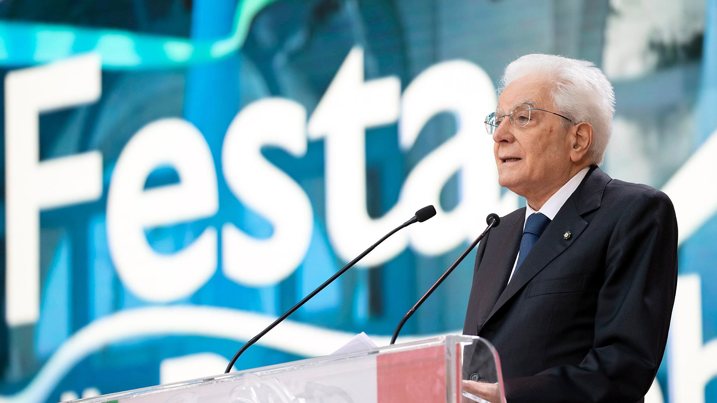 Il regista Crespi graziato da Mattarella: era accusato di rapporti con la 'ndrangheta