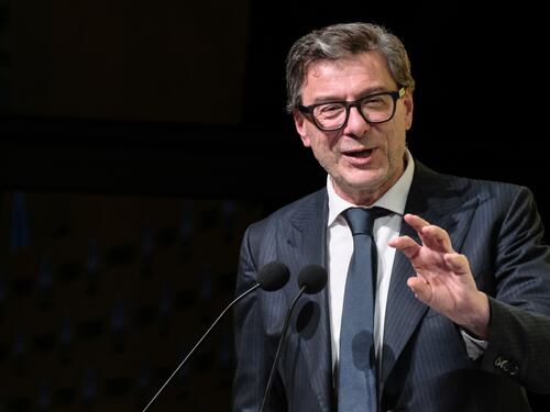 Manovra, la maggioranza in cerca della mediazione