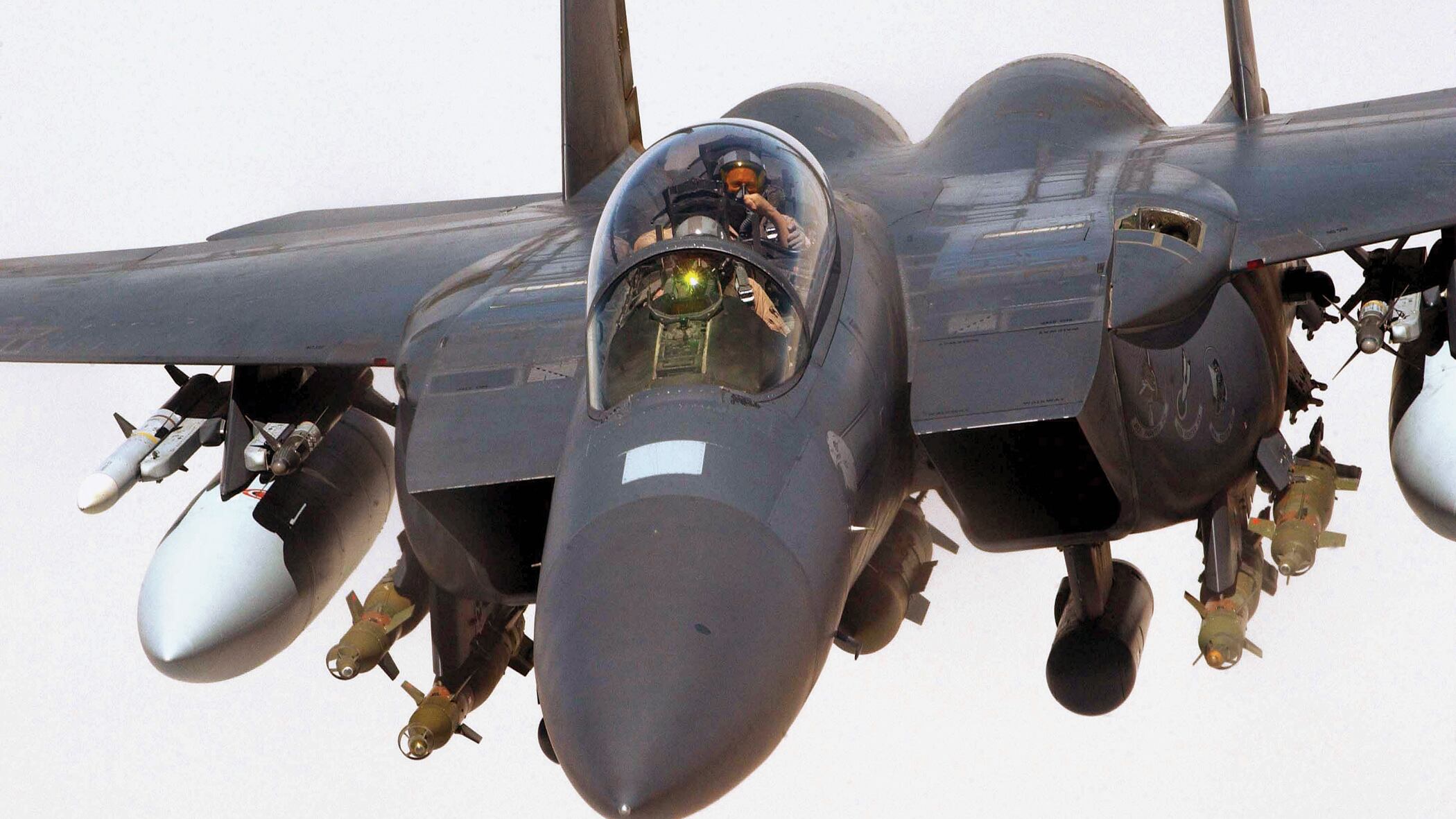 Siria, drone attacca reparti speciali Usa, F-15 abbatte la minaccia