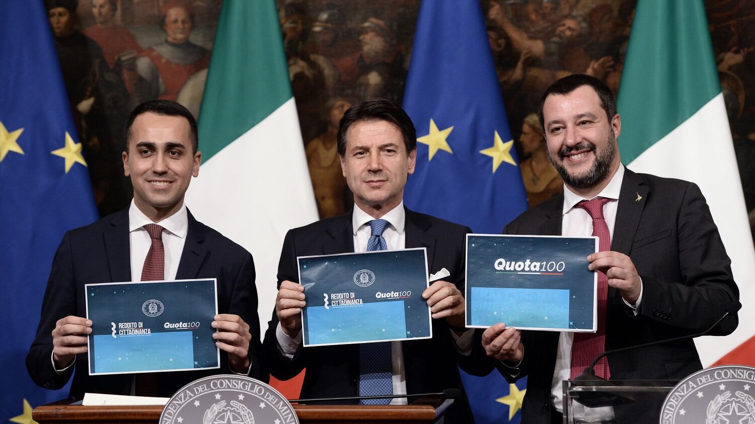Quota 100 e reddito di cittadinanza: via libera al "decretone"