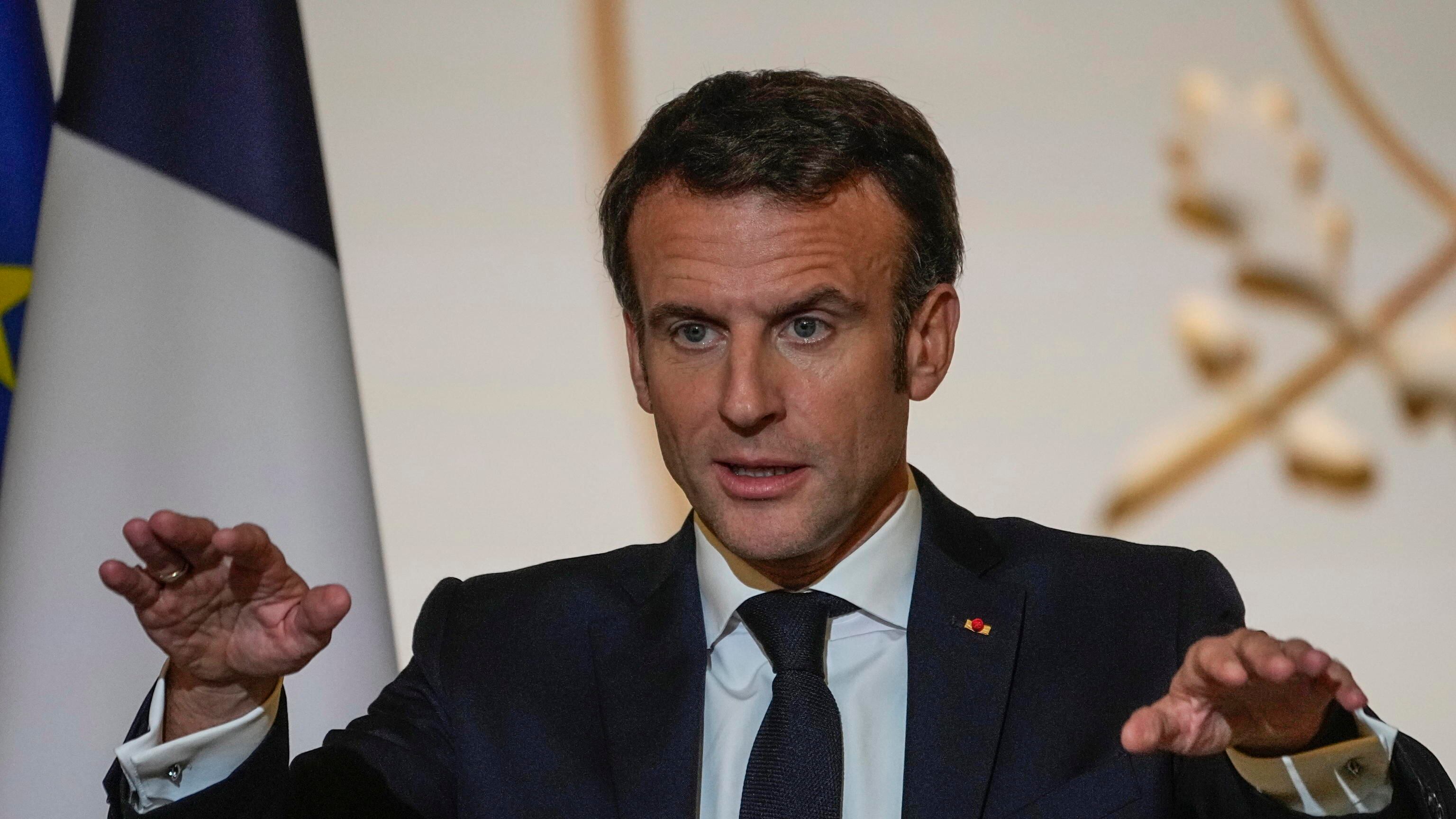 Migranti, Meloni sbugiarda Macron: "94mila sbarcati, solo 38 in Francia"