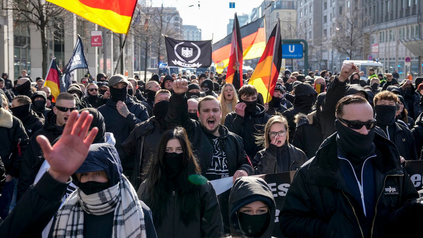 Germania, voto per la storia. Il Paese si sente alla deriva