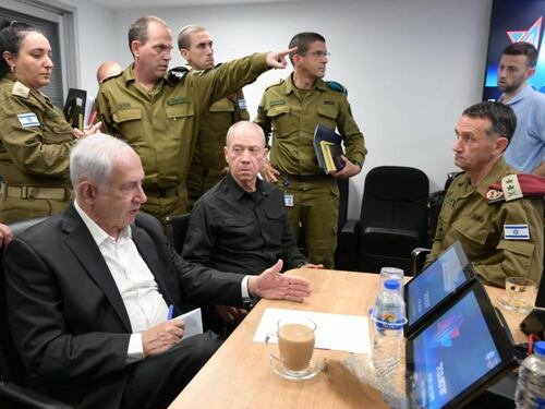 Netanyahu a Biden: "Dobbiamo entrare a Gaza". Trovati i corpi di 1500 terroristi palestinesi