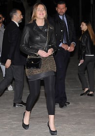 Chiodo, leggins e tacchi alti: la Boschi "conquista" Veltroni 6