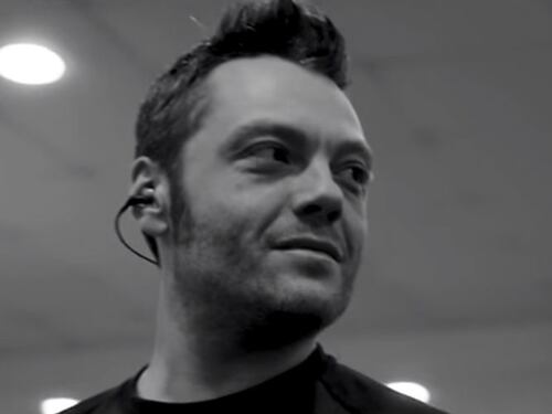 "L’idea del matrimonio è stata di Victor". Tiziano Ferro racconta il suo amore da favola