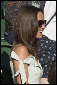 La super-scollatura di Pippa Middleton 5