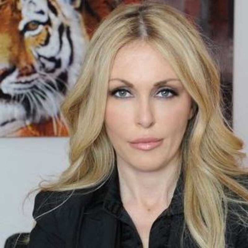 Roberta Bruzzone brinda al divorzio con l'ex marito 1