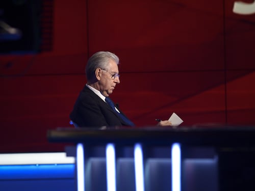 Le tasse di Monti dalla Bocconi a Bocchino