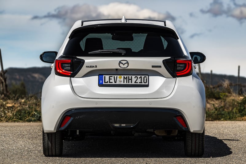 Mazda 2 Hybrid: guarda tutte le foto 18