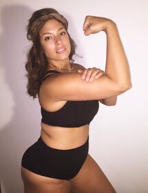 Ashley Graham, la modella curvy che fa impazzire il mondo 16
