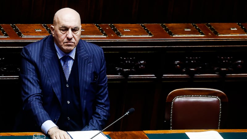 Crosetto diventa un “deepfake” per mettere in guardia dai pericoli del web
