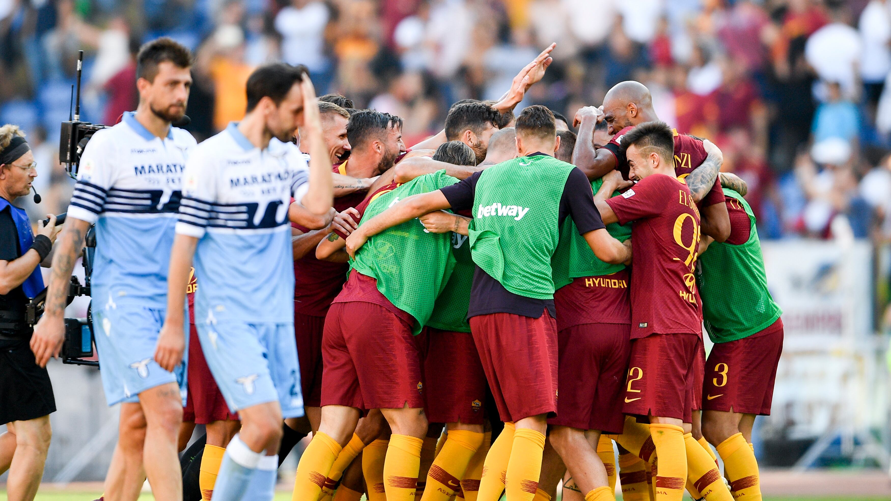 Tacco di Pellegrini e "Raggio di Kolarov". Il derby dice Roma