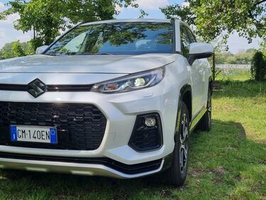 Nuova Suzuki Across, guarda le immagini  3