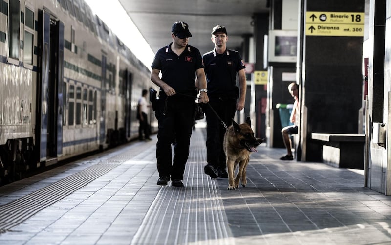 Controlli nelle stazioni per il Giubileo 20