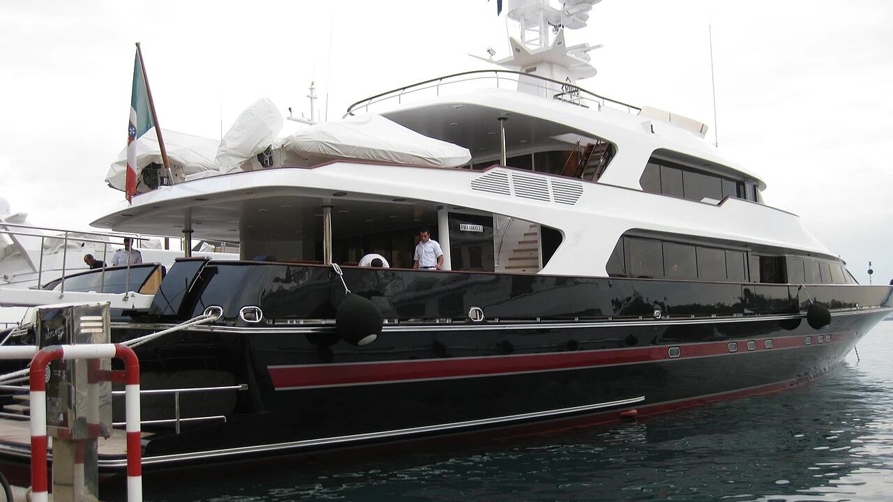 Valentino e il suo superyacht varato da Sofia Loren: tutti i segreti di uno dei panfili tuttora più ammirati
