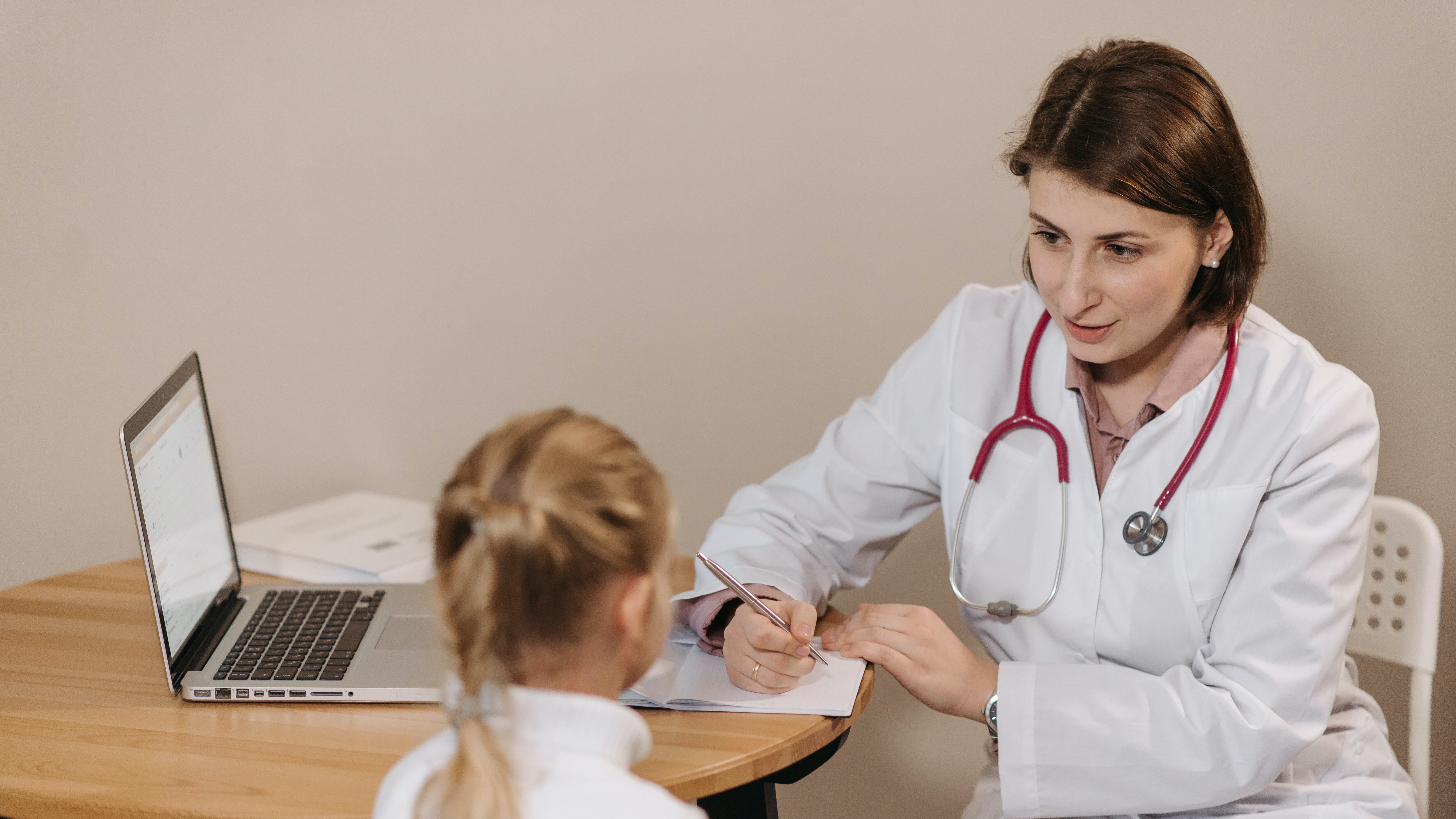 Rapporto medico-paziente: "Senza empatia non c'è cura"