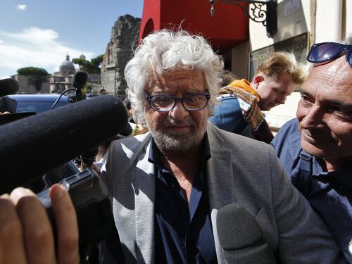 I grillini adesso hanno paura: emendamento anti Berlusconi