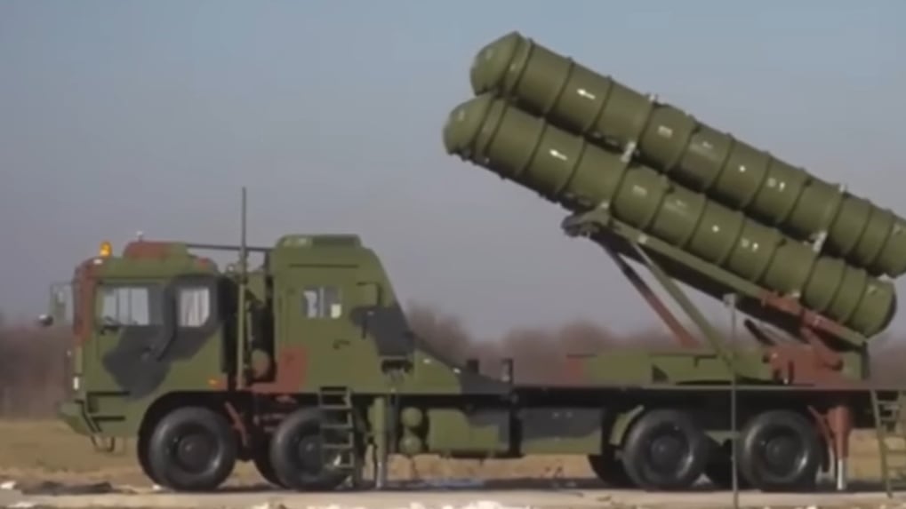 Sistemi di difesa cinese in Medio Oriente: perché spunta un sistema HQ‑9B nel deserto