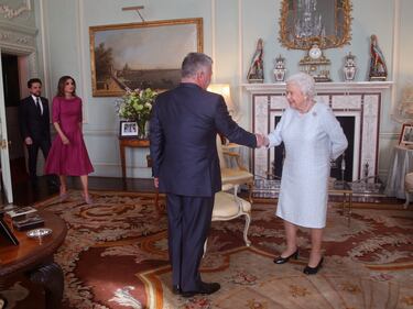 La Regina Elisabetta e l'incontro con il re Abdullah II  2