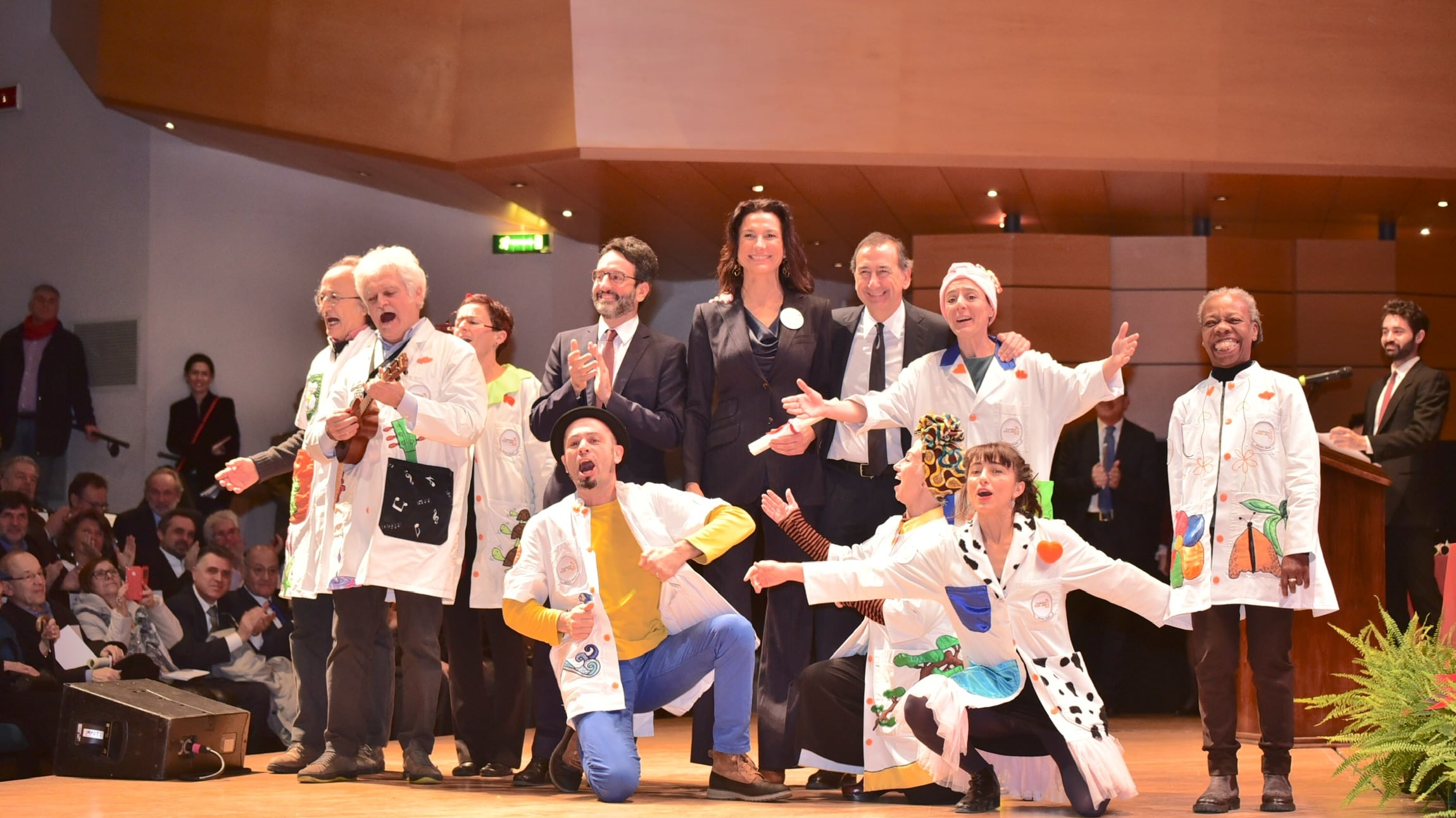 Sfida di Milano sull'ambiente: "Salviamo l'Italia dal baratro"