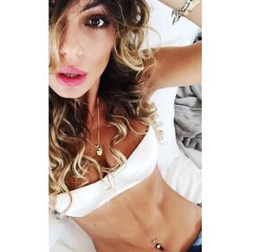 Sarah Nile hot: lingerie trasparente su Instagram 6