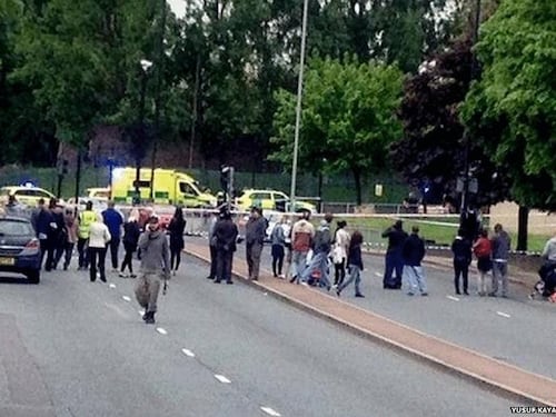Londra, uomo ucciso a colpi di machete. Si teme pista terroristica