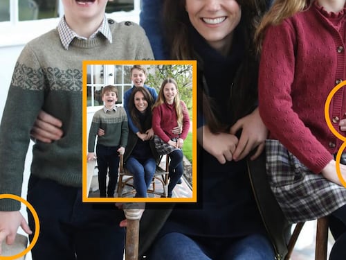 La foto di Kate Middleton è stata manipolata: il polsino, l'anello e le dita. Cosa non torna