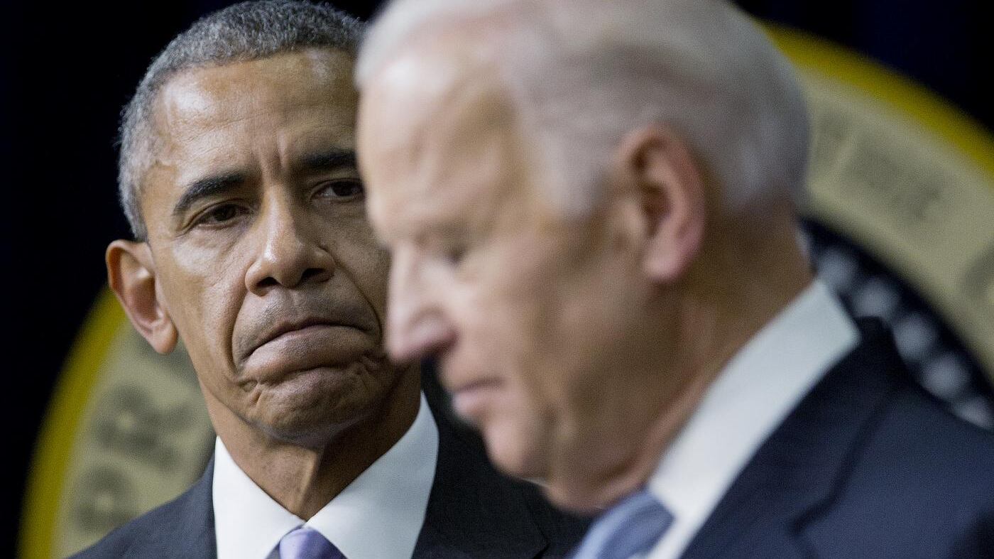 "Ne sarebbe geloso". L'inaspettata rivalità tra Biden e Obama