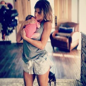 Elisabetta Canalis, in forma dopo il parto 4