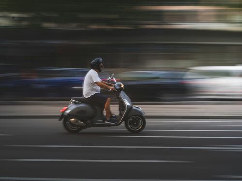 "Sì" agli scooter 125 su autostrade e tangenziali