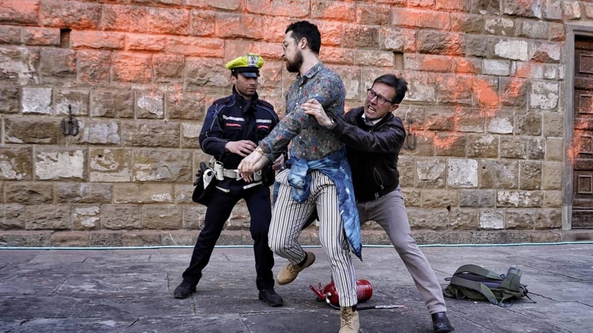 "Sanzioni irragionevoli". Così la sinistra coccola gli eco-vandali