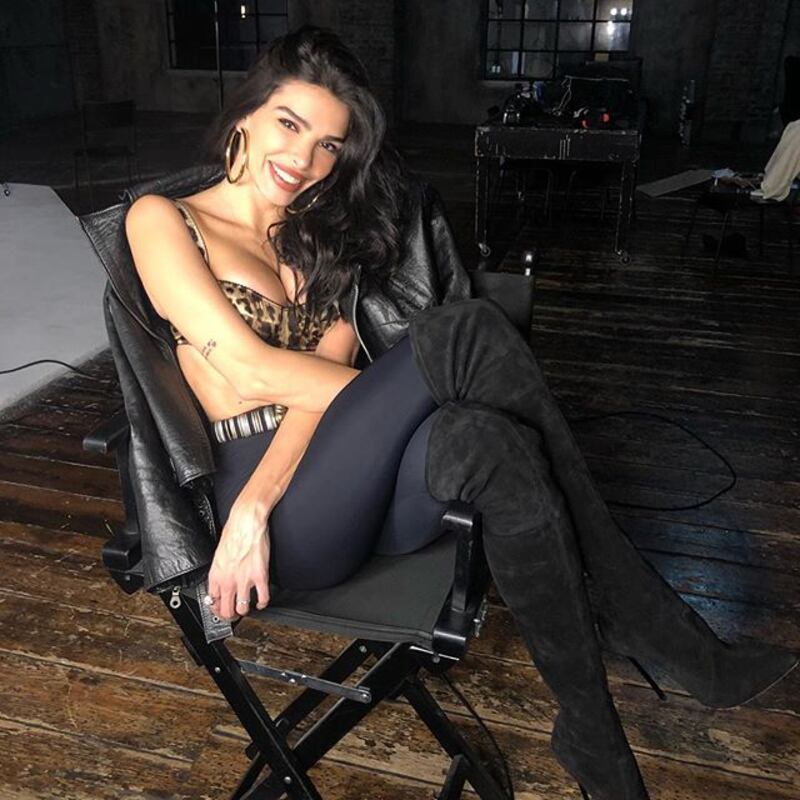Lady Djordjevic infiamma i suoi follower su Instagram con alcuni scatti hot 5