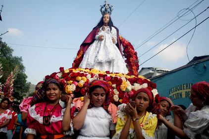 A El Salvador c'è il flower e palm festival 2