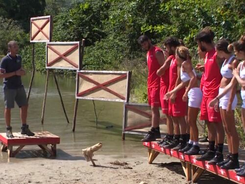 Isola dei Famosi, Jo Squillo lancia un cocco contro Alvin