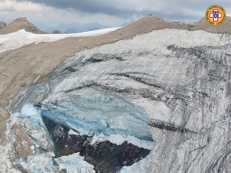 Valanga sulla Marmolada, ci sono morti e feriti 7