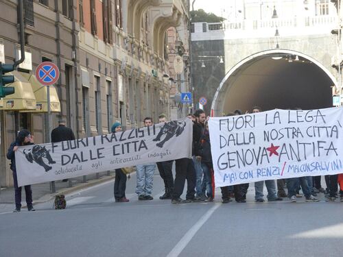 Salvini: "Zaia non si tocca" Contestazioni a Genova