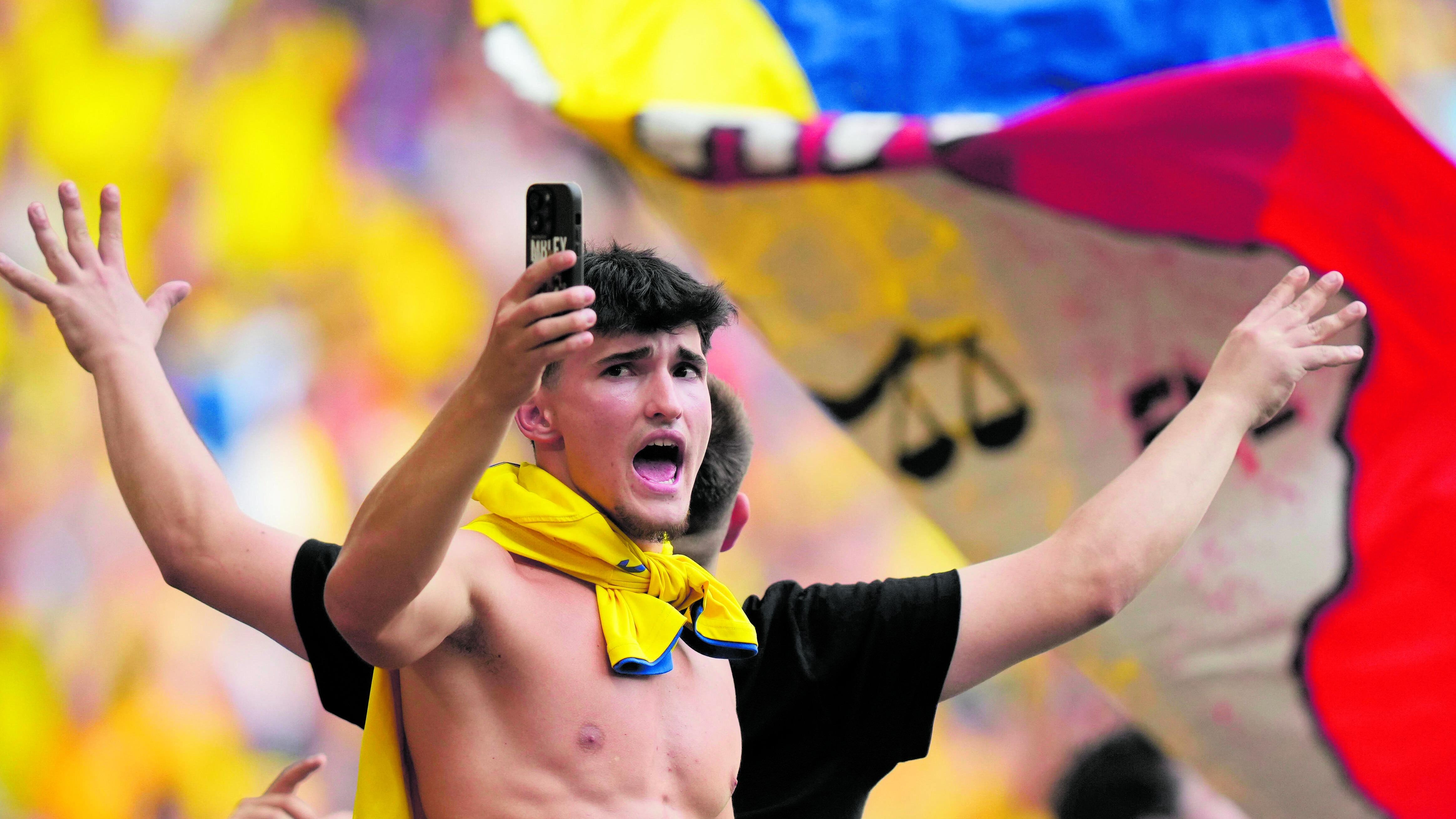 Il calcio diventa un'arma sporca