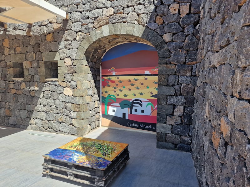 Mare, vigneti e tradizioni: il tesoro di Pantelleria 3