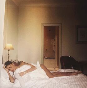 Belen Rodriguez superhot in intimo su Instagram 14