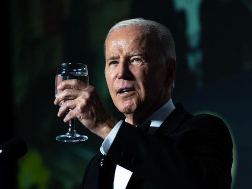 La tv segreta nello Studio Ovale ma non solo: i vizi di Joe Biden