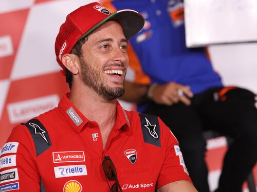 "Che effetto otto Ducati. Per il titolo dico Bagnaia ma nel '24 occhio a Marc"