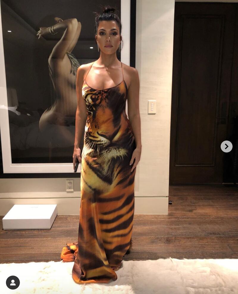 Kourtney Kardashian ricorda il Giappone, foto 11