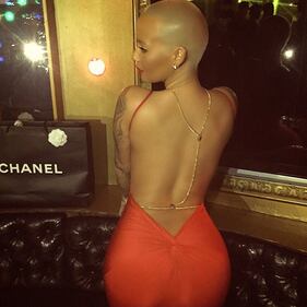 Amber Rose: scatti hot in monokini su Instagram 6
