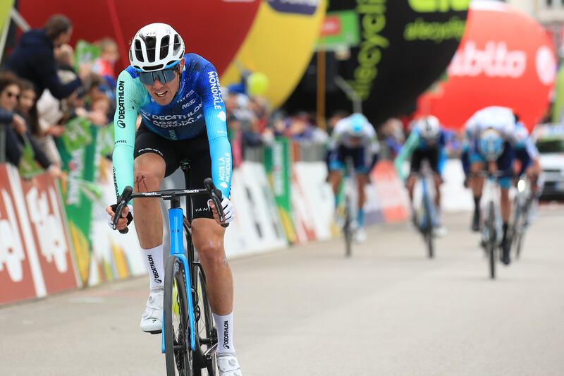 OConnor Tour of the Alps Fotogramma