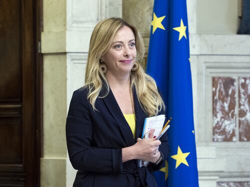 La Meloni ha scelto Thomas Evans per il "premio Atreju"