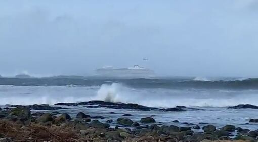 Norvegia, le immagini della "Viking Sky" 5